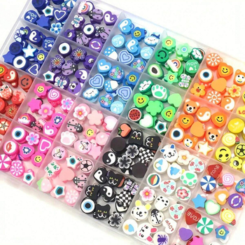 DIY papuošalų rinkinys iš minkšto polimero molio, plokščios karoliukai, elektroplatotos karoliukai, atsitiktinis raštas, rudens 2025 leidimas