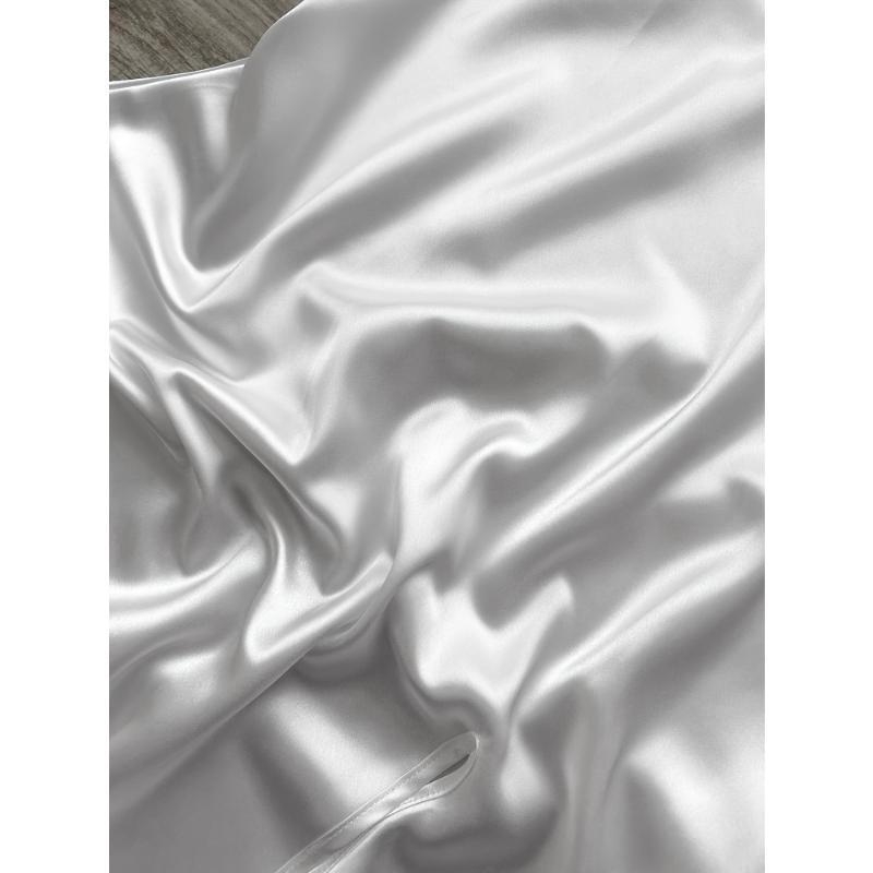 Секси нощно облекло с дантелена кант и презрамки тип спагети, ултра тънка материя, полувелур, дълга пола, пускане през пролетта 2025