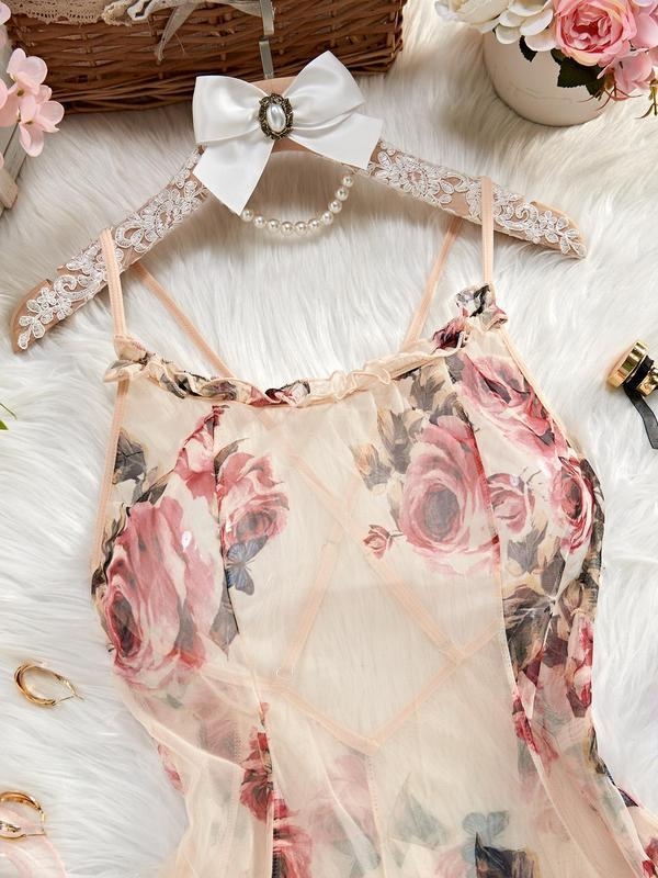 Ženska cami noćna haljina s floralnim uzorkom i križnim stražnjim dijelom | Materijal: Half-side Fleece; Glavni materijal: pamuk <30%; Uvođenje: proljeće 2025