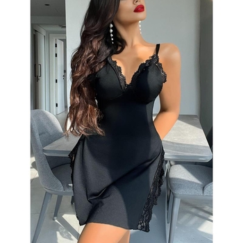 Nakvininės su puse veliūro audinio, pagrindinis audinys – medvilnė, pagrindinio audinio sudėtis <30%, prabangus stilius