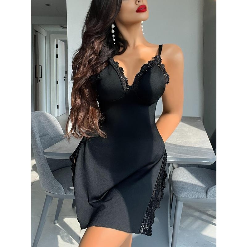 Nakvininės su puse veliūro audinio, pagrindinis audinys – medvilnė, pagrindinio audinio sudėtis <30%, prabangus stilius