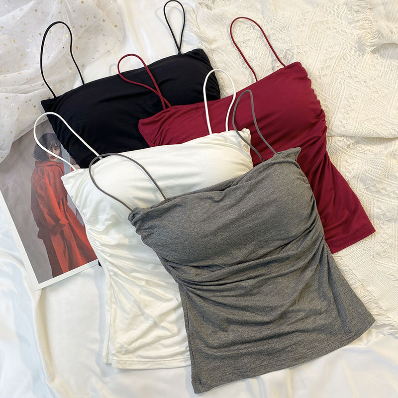 Kamisolė su raukšlėmis prie krūtinės, plonos petnešėlės, graži nugara, 90–95% medvilnė