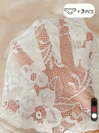 Nėrinių belaidė liemenėlė su pilnu dengimu, kaušeliai su kiškių ausimis, nailoninis audinys