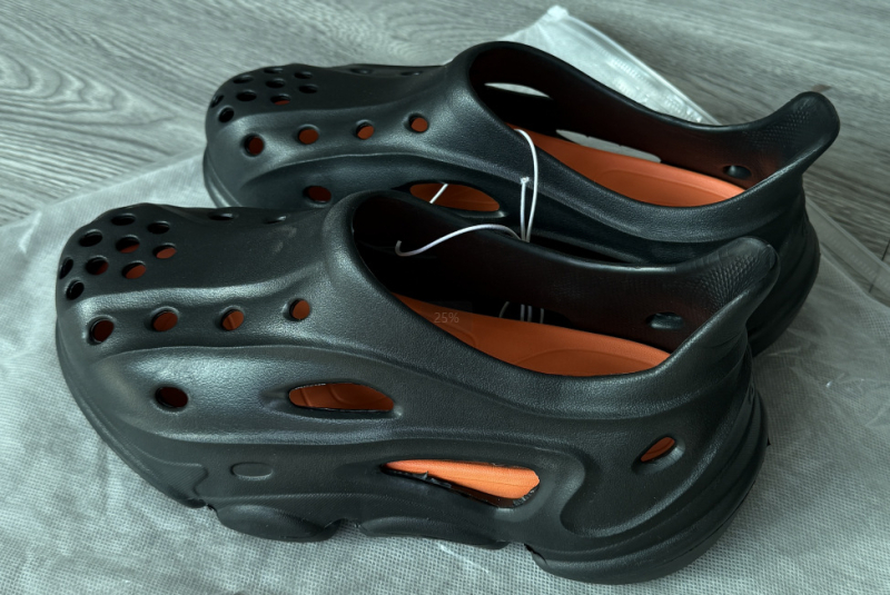 Vyriski EVA pliažo sandalai: lengvi, kvėpuojantys, uždaras pirštas, storesnis padas 3,5 cm