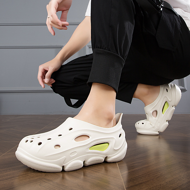 Vyriski EVA pliažo sandalai: lengvi, kvėpuojantys, uždaras pirštas, storesnis padas 3,5 cm