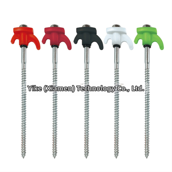 Sraigtiniai palapinės kuolai su pasukama plastine galvute, iš žemojo anglies plieno, fluorescenciniai