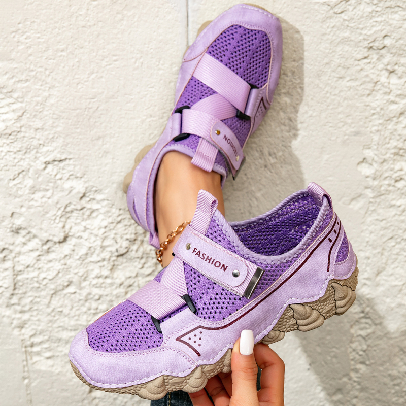 Kvėpuojantys tinklinio viršutinės dalies sportiniai bateliai su Velcro užsegimu, žemas profilis, apvali nosis