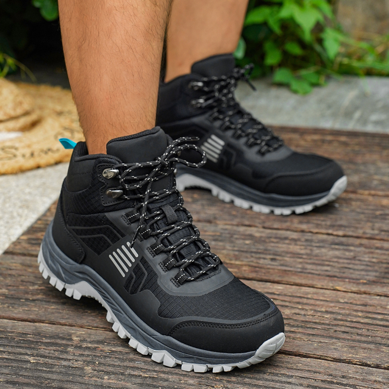 Vyriski žygio bateliai pavasario–rudens sezonai, vandeniui atsparūs, neslystantys, tvarūs, viršus: oda-drobė-oda, padas: guma