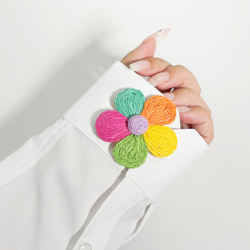 Μποέμ σκουλαρίκια από ραφία, χειροποίητα, υφαντά με αντίθετα λουλούδια, τύπου κουμπιού, Junji