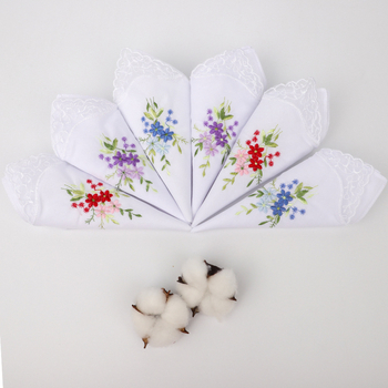 Puuvillane brodeeritud taskurätt pitsiga, 45 g, 6-osaline komplekt