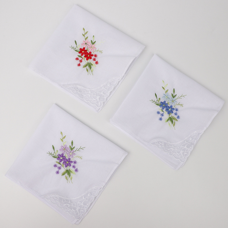 Puuvillane brodeeritud taskurätt pitsiga, 45 g, 6-osaline komplekt