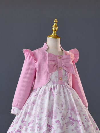 Vaikų suknelė — saldus princesės stilius, rudens 2025 leidimas, poliesterio audinys su enziminiu plovimu ir permatoma tekstūra, mergaitėms nuo 8 metų.