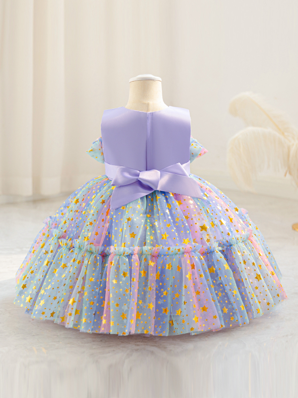 Vaikiška suknelė be rankovių iš tinklelio su žvaigždžių gradientu ir drugelių akcentais, princesės stilius; 65% poliesterio, 35% medvilnės padas; 1–3 metų; rudens 2025.
