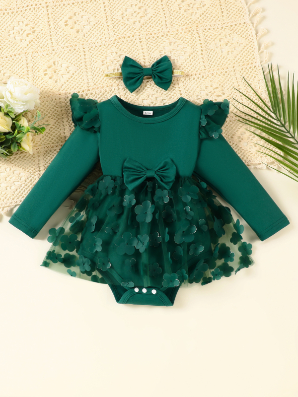 Viengabala bērnu kleita ar garām piedurknēm, jostas vietas sašūšana, 3D tauriņa tīkla akcenti, 100% poliesteris