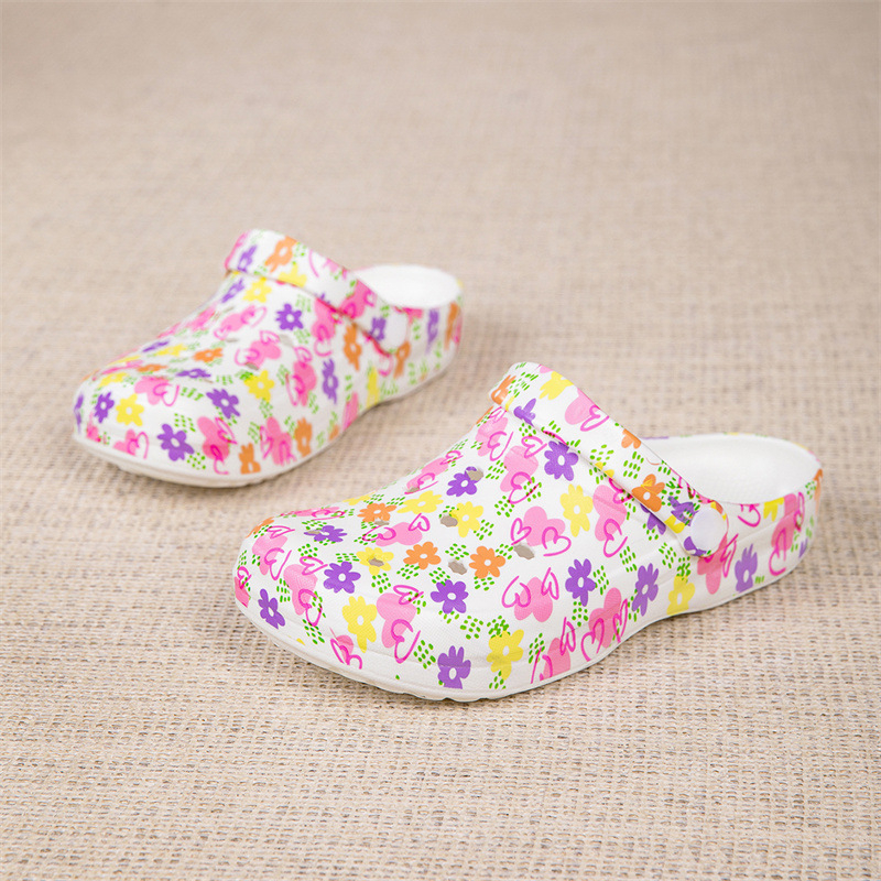 Unisex EVA basutės su perforacijomis — Personalizuojamos jūsų paveikslėliu, EVA viršutinė dalis ir padas, pado storis 1.5–3.5 cm, kvėpuojančios, neslidžios