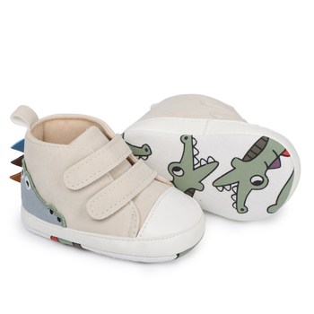 Mažųjų bateliai: kvėpuojanti PU viršutinė dalis, neslystantis padas, Velcro užsegimas, aukštas viršus, krokodilo gyvūnų raštas