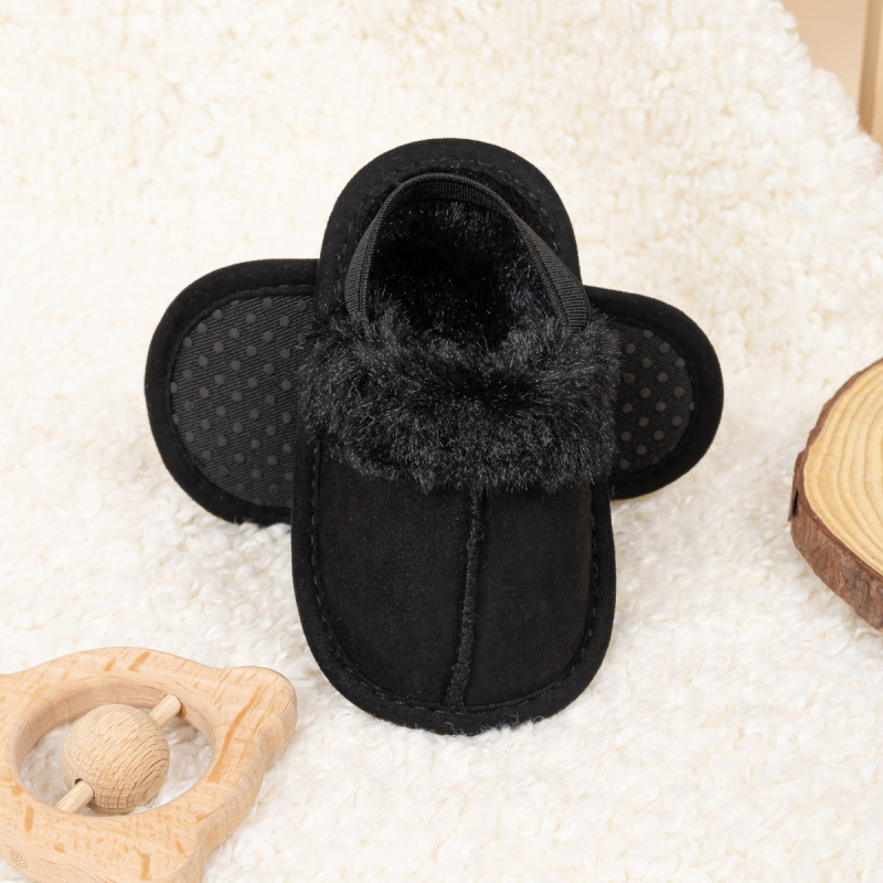 Kūdikių kasdieniai bateliai, viršutinė medžiaga – medvilnė, žemas viršus, elastinis užsegimas — kvėpuojantys, neslidūs, atsparūs dėvėjimui, 12–36 mėnesiai