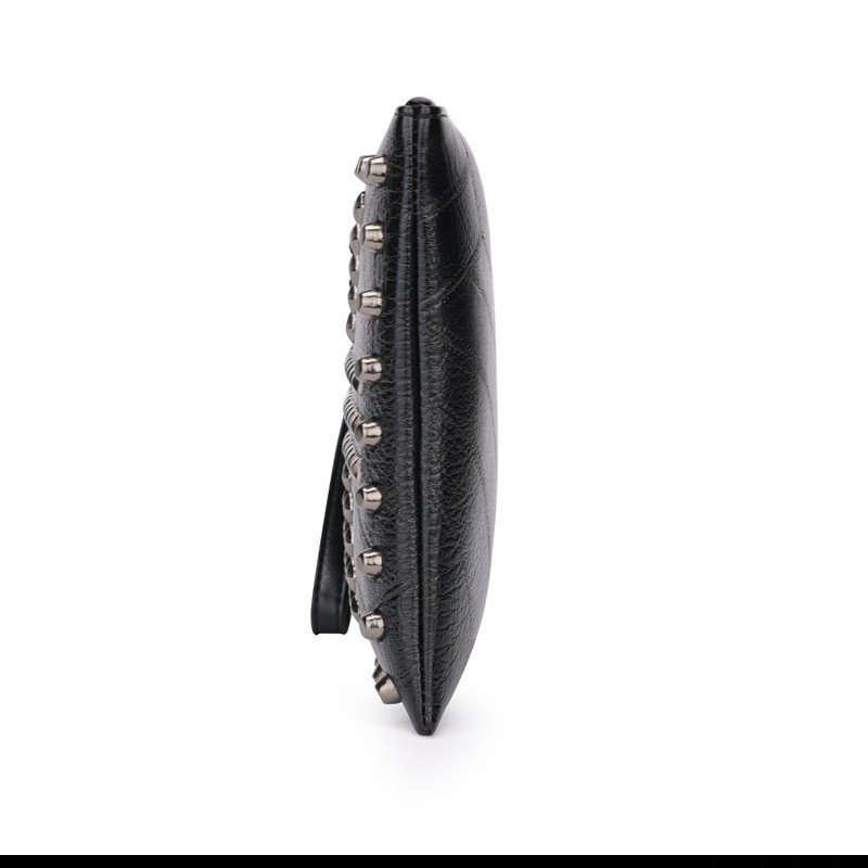 Vyrų clutch krepšys su kniedėmis, vienos spalvos, poliesterio pamušalas, 2025 m. vasaros leidimas, verslo kelionėms