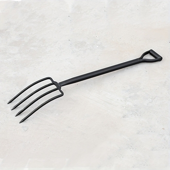 Dirvožemio apvertimo šakė – plieninė žemės ūkio priemonė, rankinis žemės kasymas, tinkama žemės ūkiui, pritaikytas apdorojimas