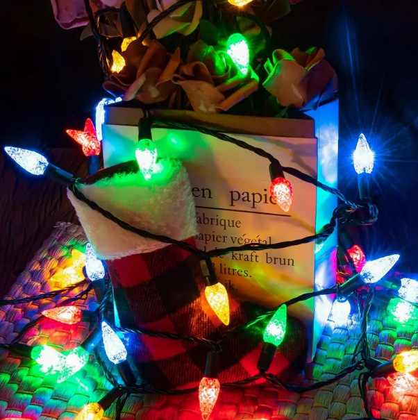 Eper formájú napelemes LED fényfüzér, 0,3W, IP65, távirányítóval és gombos vezérléssel