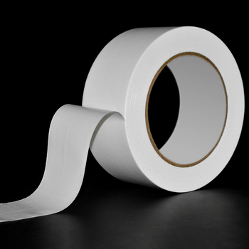 Audinių kilimų siūlių juosta — atspari abrazijai, atspari vandeniui, lengvai plyštanti, aukšta adhezija, skirta kilimų siūlėms