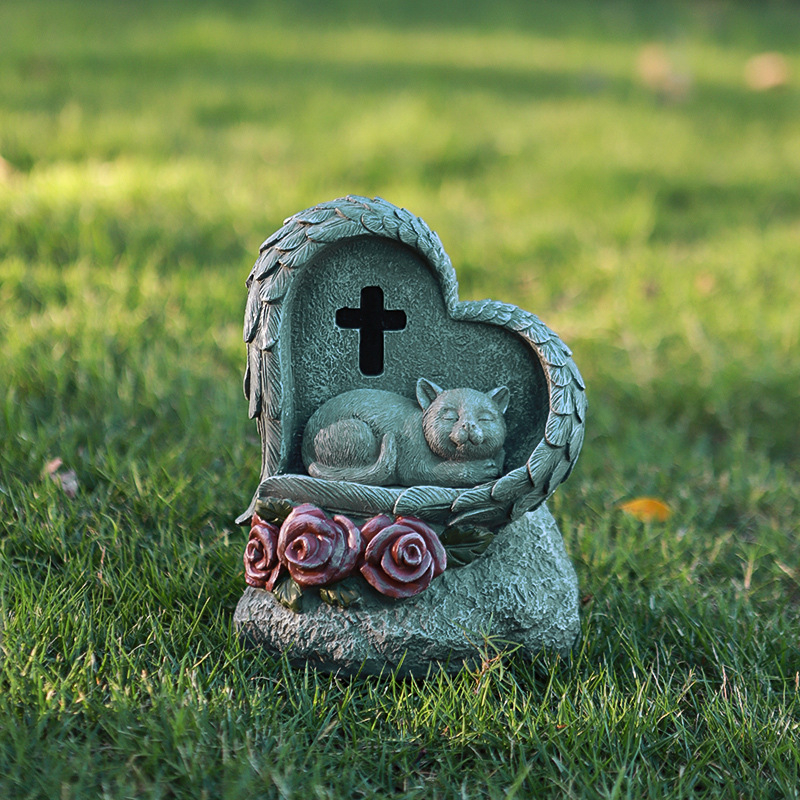 Μνημείο για κατοικίδια – εξωτερική διακόσμηση κήπου από ρητίνη, κατασκευή ημιχειροποίητη και ημιμηχανοποιημένη