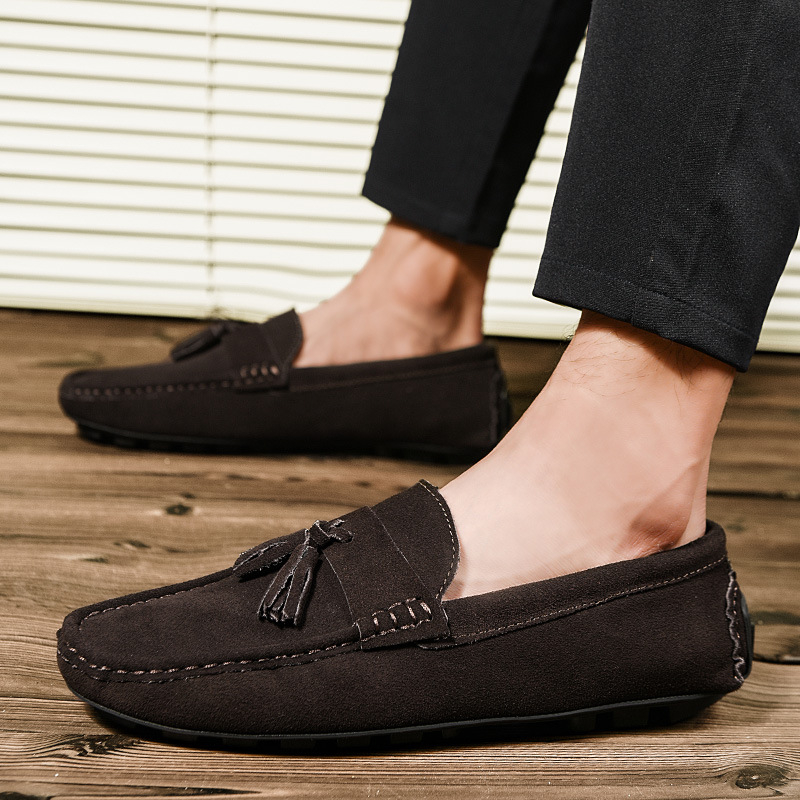 Pantofi de condus din piele pentru bărbați, partea superioară din două straturi de piele de vacă, piele mată, talpă din cauciuc, vârf rotund, cusături