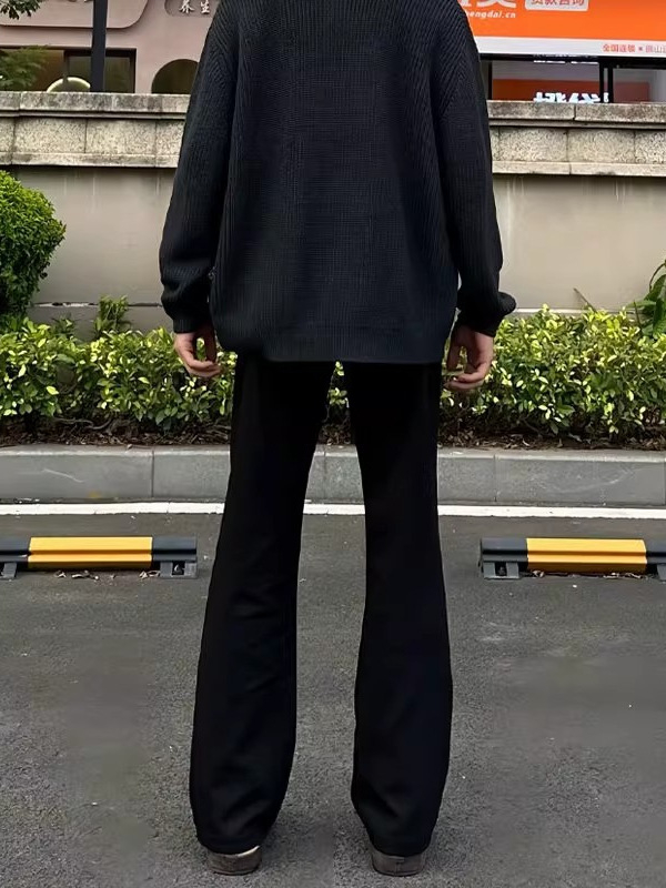 Crne muške hlače s mikro širim krojem, slim fit, drapirane, ravne krojene, casual poslovne hlače