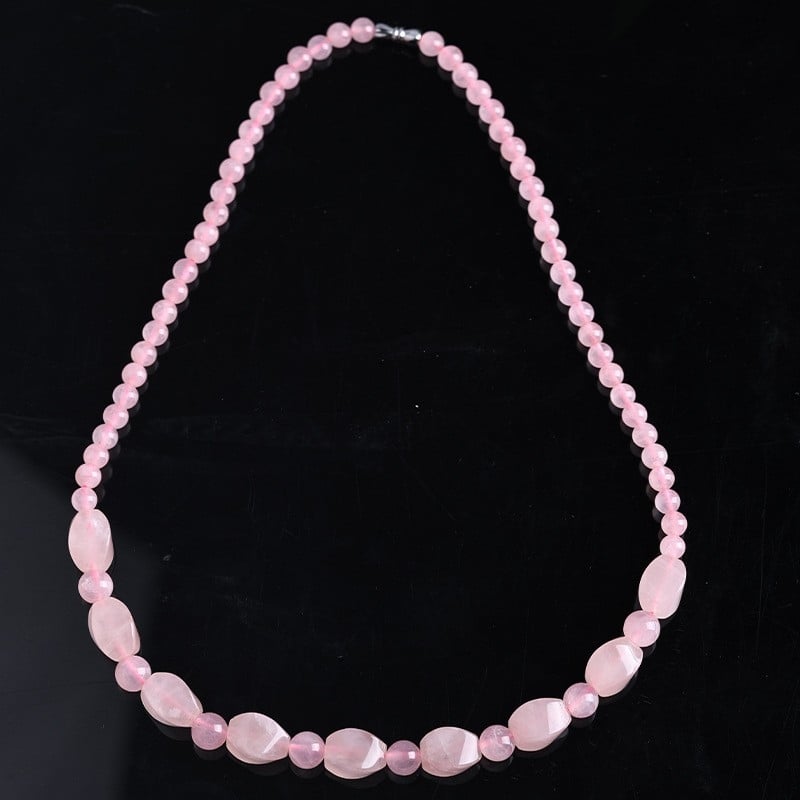 Верижка за деколте с розов кварцов кристал, прост стил, Jing Yao, произход Ляньюнганг Донхай окръг, пролет 2023