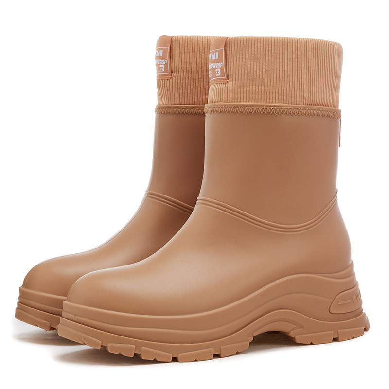 Moters lietaus batai su vidutiniu kulkšnies aukščiu, velūrinė įdaila, PVC viršus, atsparūs vandeniui, neslidus padas