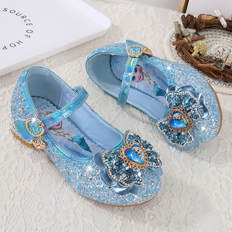 Gyerekeknek szóló hercegnő cipő Velcro-zárással, rajzfilmszerű mintával, felsőrész műbőr, talp marhaínból, csúszásmentes