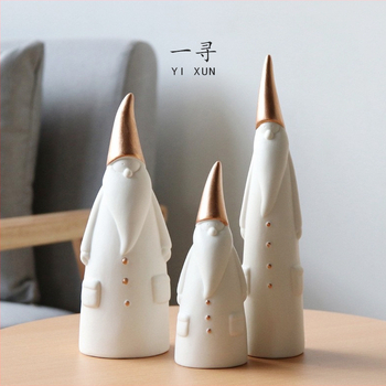 Porcelianė vaza su Kalėdų seneliu, šiaurės Europos Kalėdinis dekoras, šiuolaikinis minimalistinis stilius, prekės ženklas A search for ceramics