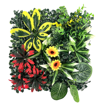 Augalų siena fone – plastikinė žolė su šilko gėlėmis; reljefinis paviršius, injekcinis formavimas; įvairovė: eukaliptas Milan, dirbtinės gėlės, papartis, persų stilius; vestuvėms, lauko naudojimui, fotografijos rekvizitai, namų dekorui