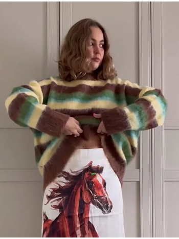 Pulover cu dungi, guler rotund, mâneci lungi, croială lejeră, Iarna 2024