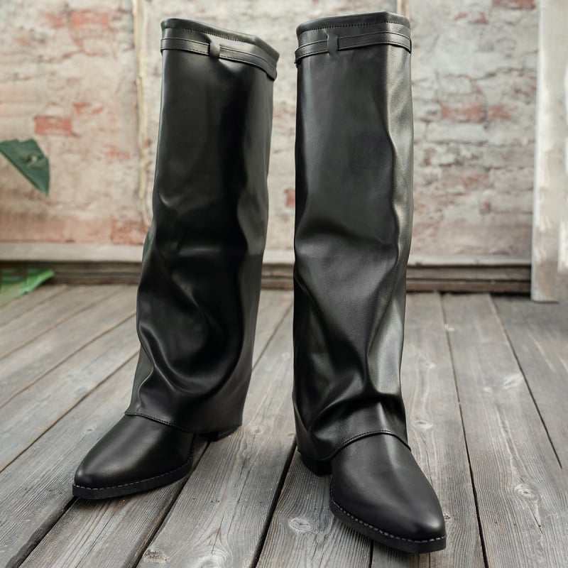 Női hosszú csizma, brit stílusú, hegyes orr, vast középmagas sarok 3–5 cm, magas szár