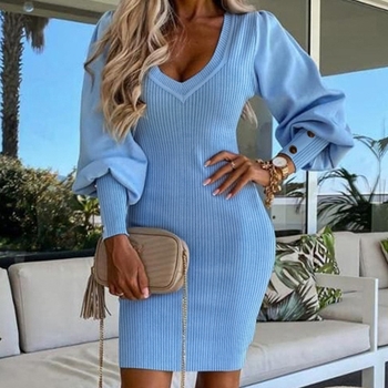 Poliesteru adīta kleita ar V kaklu, pūkaini piedurknēm, tie-dye print, vasara 2023