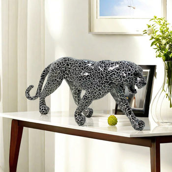 Leopardova figura od smole za kućnu dekoraciju – moderan minimalistički stil; materijal: sintetička smola; pogodna kao poslovni poklon; za partnera, prijatelja, dijete ili kolegu iz razreda.