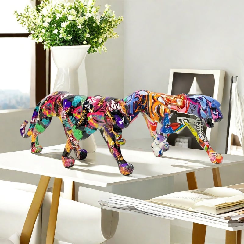 Leopardova figura od smole za kućnu dekoraciju – moderan minimalistički stil; materijal: sintetička smola; pogodna kao poslovni poklon; za partnera, prijatelja, dijete ili kolegu iz razreda.