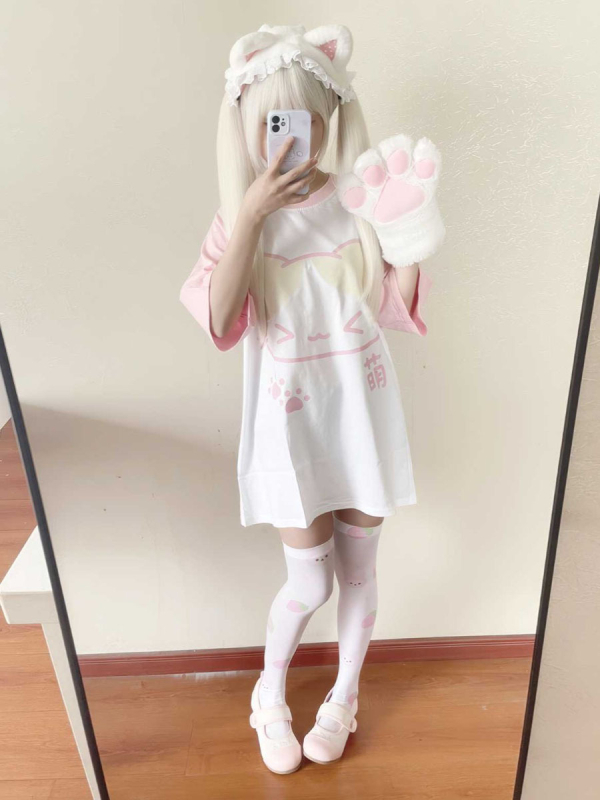 Ženski T-shirt s kratkim rukavima u japanskom stilu, print u colorblock blokovima, poliester, ležerni kroj, okrugli izrez