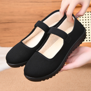 Téli női slip-on cipő puha bélésű belsővel, csúszásmentes PVC talp Goodyear technológiával, alacsony sarok, mindennapi viseletre alkalmas