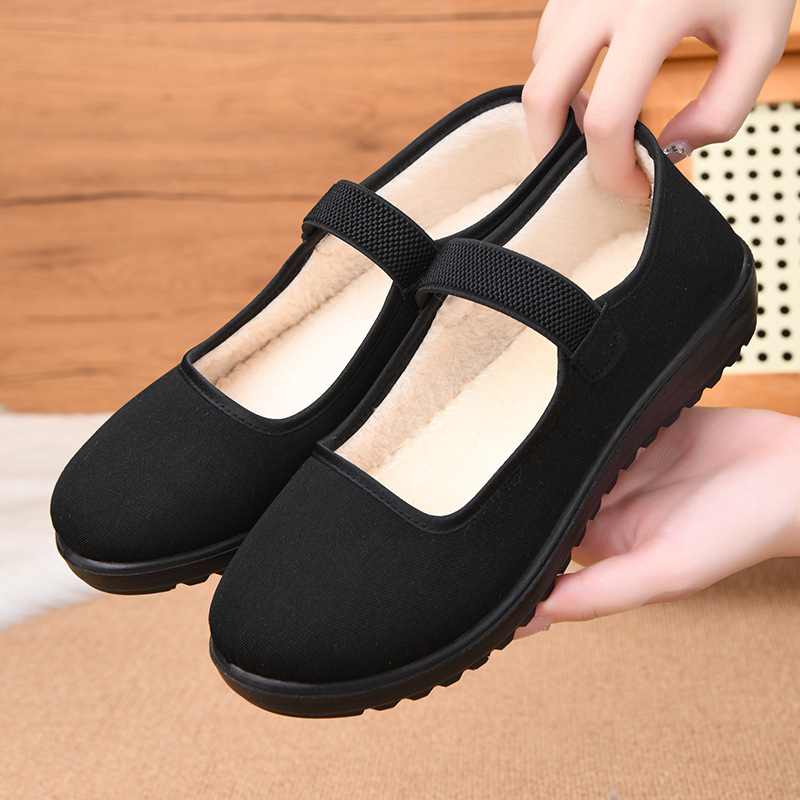 Téli női slip-on cipő puha bélésű belsővel, csúszásmentes PVC talp Goodyear technológiával, alacsony sarok, mindennapi viseletre alkalmas
