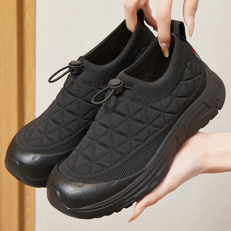 Női mindennapi cipő textil felsőrésszel, légáteresztő, kerek orr, alacsony sarka 1–3 cm, PU talp, belső textil