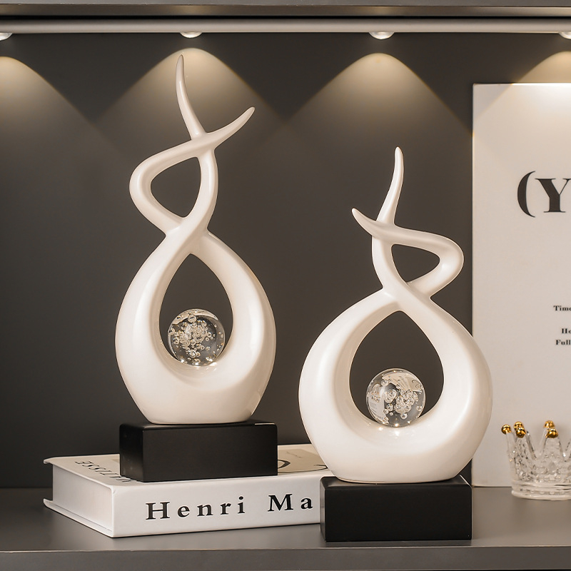 Mevis keraminė dekoratyvinė figūrėlė moderniojo minimalistinio stiliaus