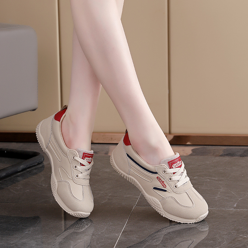 Moteriški kasdieniai sportbačiai su dirbtine PU viršutine, plastiko padas, žemas kulkšnies iškirpimas, raišteliai, apvalus pirštas, PU vidpadis