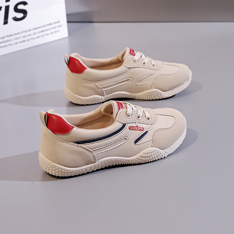 Moteriški kasdieniai sportbačiai su dirbtine PU viršutine, plastiko padas, žemas kulkšnies iškirpimas, raišteliai, apvalus pirštas, PU vidpadis