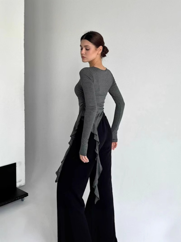 Top s dugim rukavima i vezivanjem, okrugli izrez, silueta u struku, Milk Silk tkanina, poliester ≥95%