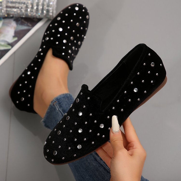 Pantofi slip-on casual cu vârf ascuțit, partea superioară din PU artificial, talpă joasă 1–3 cm, fără șireturi