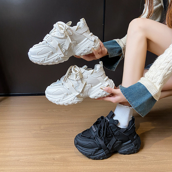 Damske casual tenisice s mrežastim gornjim dijelom, debeli potplat 3–5 cm, zatvaranje na vezanje