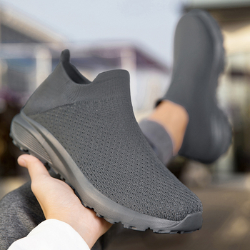 Unisex Flyknit Slip-On sportbačiai, kvėpuojanti viršutinė dalis, EVA pada, platus nosis, visoms sezonoms