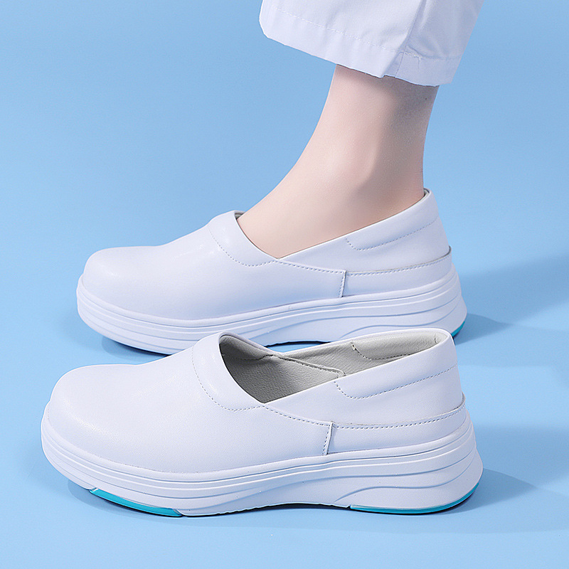 Medicinske sestre cipele – kožni gornji dio, EVA đon, latex ulošak, srednja visina pete 3–5 cm, debeli đon